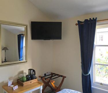 Llanidloes Hotel | Cozy Double Room