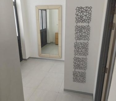 Pembroke House | Cozy Double Room with Private Bath Pembroke