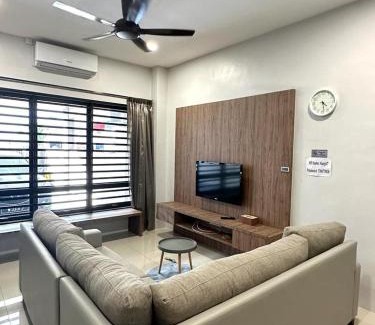 Kuantan House | Cozy Double-storey House 4R4BR