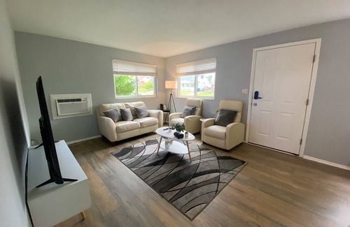 Dayton Apartment | Cozy Downtown Retreat