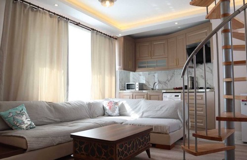 Yesil Mahallesi Apartment | Cozy Duplex Next to Green Mosque