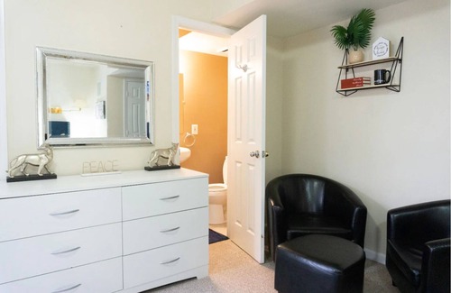 Herndon House | Cozy Entire Guest Suite by IAD Intl. Airport