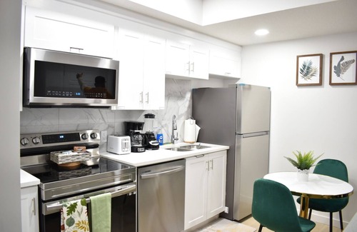 Southwest Edmonton Apartment | Cozy Escape 2BR Guest Suite in SW Edmonton. Sleeps 4