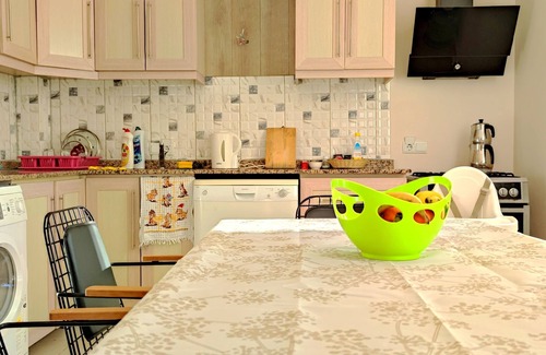 Avsallar Villa | Cozy Family-Sized Condo, 15 min From Fugla Beach