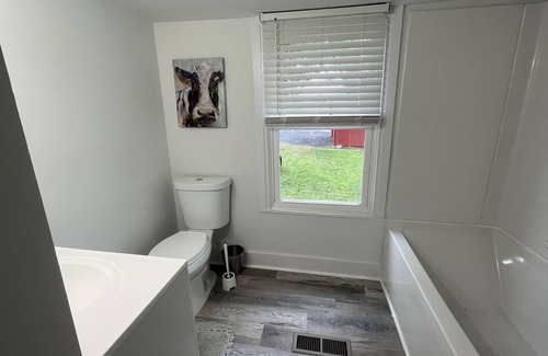 Uniontown Other | Cozy Farmhouse close to Gettysburg, Pa.