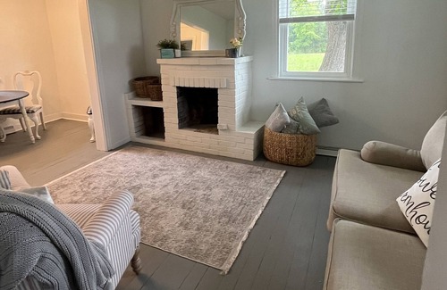 Uniontown Other | Cozy Farmhouse close to Gettysburg, Pa.
