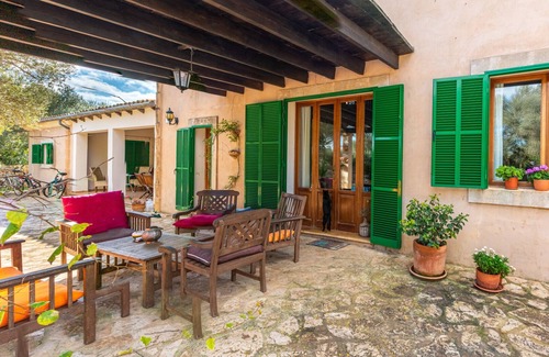 Felanitx House | Cozy finca for cat-friendly guests