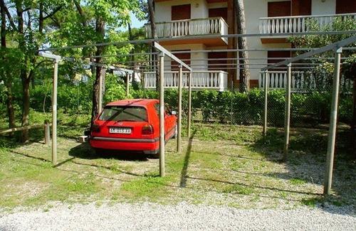 Lignano Riviera Apartment | Cozy flat with AC, washing machine and dishwasher