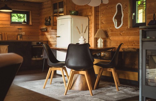 Frankenhain Cottage | Cozy forest loft near Oberhof