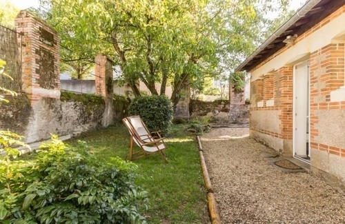 Saint-Sebastien-sur-Loire Cottage | Cozy Urban Studio Near Nantes with Private Garden & Bikes
