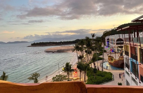 Nha Trang Apartment | Cozy Front Beach House wid Private Beach