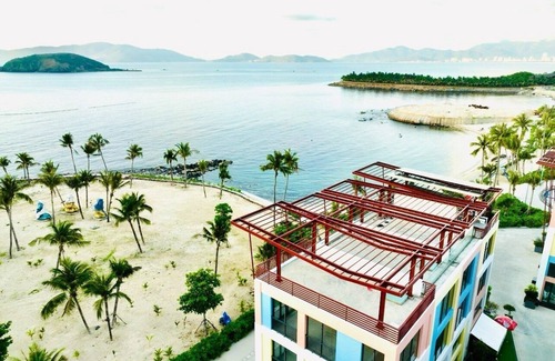 Nha Trang Apartment | Cozy Front Beach House wid Private Beach