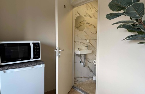 Stratum Apartment | Cozy & Fully Equipped Studio in Eindhoven 04