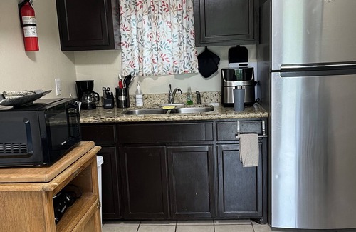 Donna Apartment | Cozy Get Away 1 BR Apartment & Pet Friendly