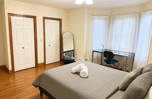 Winter Hill Apartment | Cozy Get Away Somerville