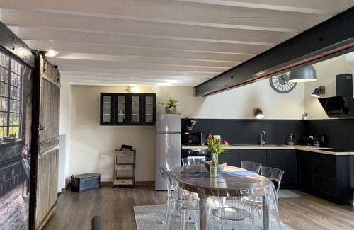 Louchy-Montfand Cottage | Cozy Gîte with Pool, Near Vichy, for 4 - Modern Decor, Work-Friendly, EV Charger