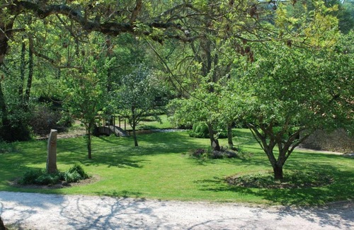 Vasteville Cottage | Cozy Ground-Floor Cottage, Private Garden, WiFi, Near Sea, 4 Guests, Parking, BBQ