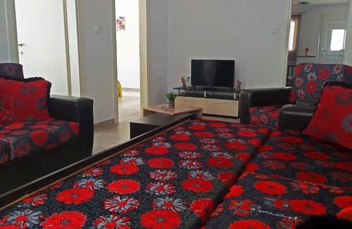 Agia Triada Apartment | Cozy ground floor house