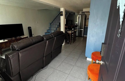 Temple House | Cozy guest house in the heart of Temple! Close to everything. Pet-friendly.