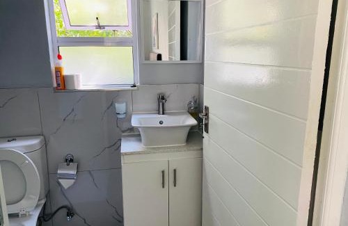 Greater Johannesburg Metropolitan Area Apartment | Cozy Guest Suite 2-with back up power