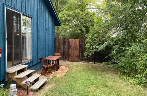 Germantown Apartment | Cozy guest suite at the Blue Ranch