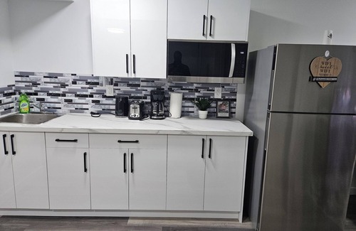 Winnipeg House | Cozy Guest Suite with Private Entrance