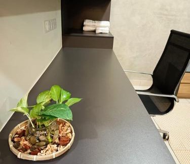 Shah Alam Apartment | Cozy Haven Middlemist's Red Suite at Trefoil