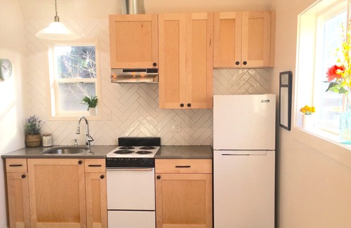 North City Cottage | Cozy Hayloft in the quiet forested suburbs of Seattle, close to lightrail