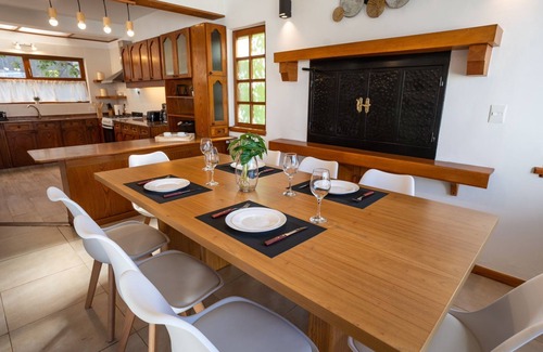 Belgrano House | Cozy House Lake and Mountain View