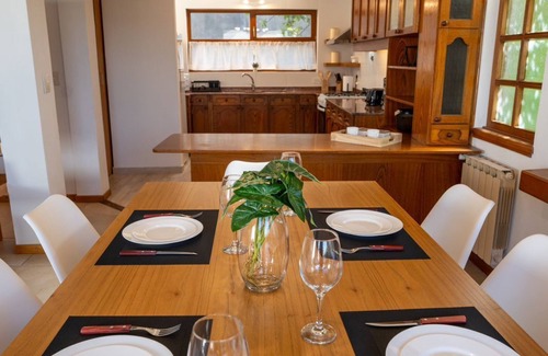 Belgrano House | Cozy House Lake and Mountain View