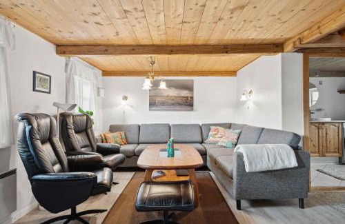 Ballum Villa | Cozy Holiday Home With A View Of The North Sea