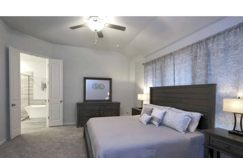 Hutto House | Cozy Home 15 minutes from Kalahari Resorts!