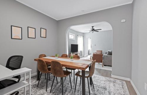 Wallington Apartment | Cozy Home, 19 min to NYC, 3 Car Driveway