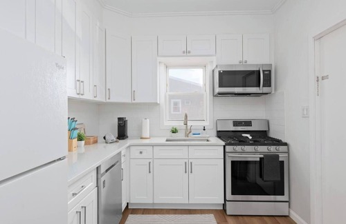 Lodi House | Cozy Home/23 min from NYC/Home Theater, Cozy Home/23 min from NYC/Home Theater