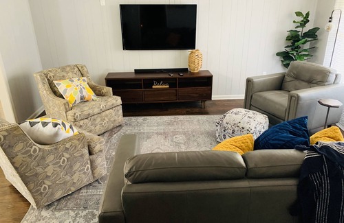 Winona House | Cozy home away from home!