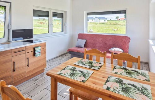 gmina Bedzino House | Cozy home in Bedzino with WiFi