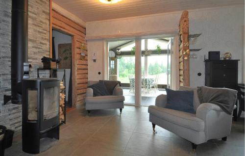Bengtsfors Municipality House | Cozy Home In Bengtsfors With Sauna