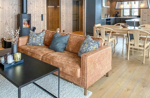 Bjorli House | Cozy home in Bjorli with WiFi