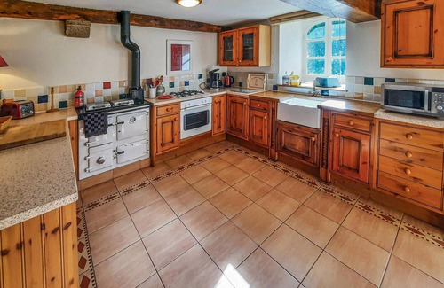 Bonnemain House | Cozy home in Bonnemain with WiFi