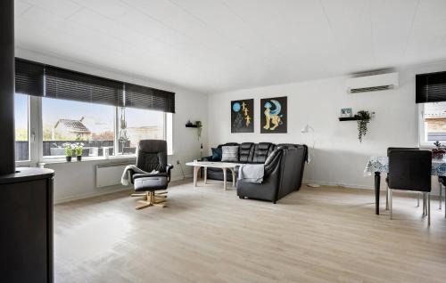 Ballum House | Cozy Home In Bredebro With Wifi