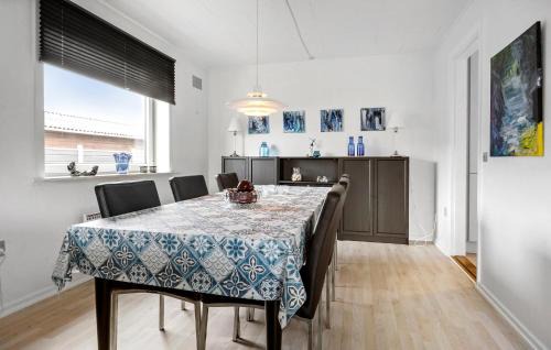 Ballum House | Cozy Home In Bredebro With Wifi