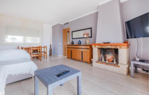 Valldemar House | Cozy Home In Calafell With Wifi
