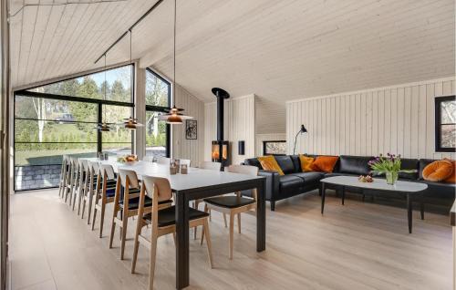 Egsmark Strand House | Cozy Home In Ebeltoft With Sauna