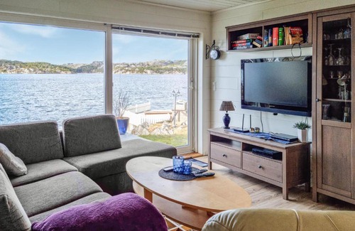 Egersund House | Cozy Home In Egersund With Wifi