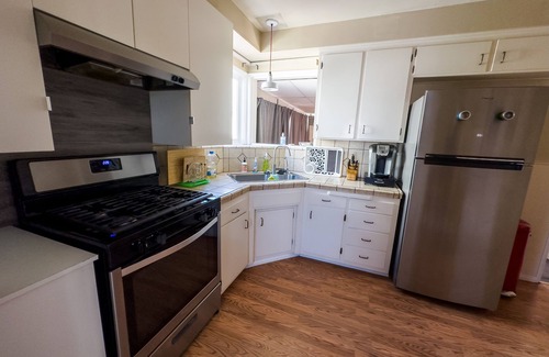 El Camino Village House | Cozy home in El Camino Village. 20 Minutes from the beach and LAX