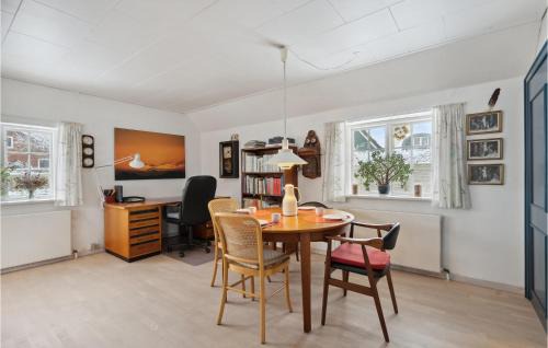 Sonderho House | Cozy Home In Fanø With Kitchen