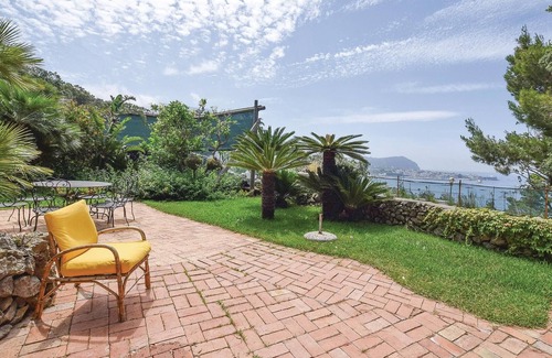 Forio House | Cozy home in Forio with house sea view