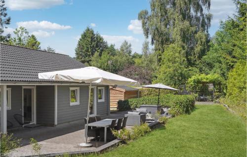 Glesborg House | Cozy Home In Glesborg With Wifi
