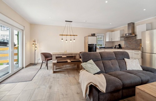 Allersdorf House | Cozy home in Großbreitenbach with WiFi