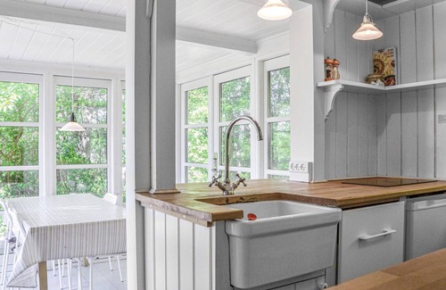 Udsholt Sand House | Cozy home in Græsted with WiFi